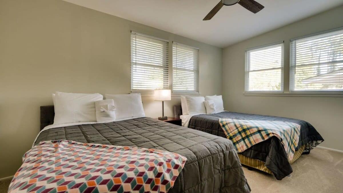 Halcyon Hangout-Mins To Downtown-Ping Pong-Pets Savannah Exterior photo