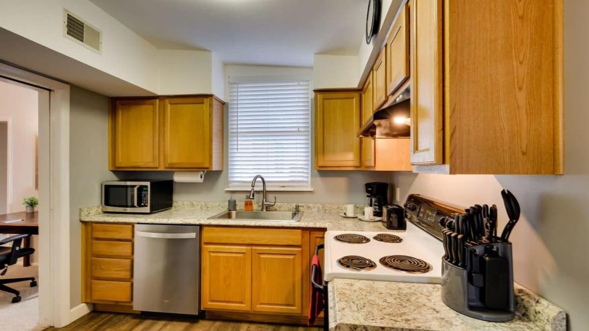Halcyon Hangout-Mins To Downtown-Ping Pong-Pets Savannah Exterior photo